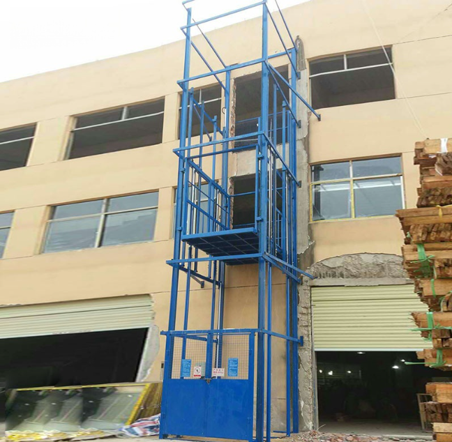 闽清建材厂室外物料提升